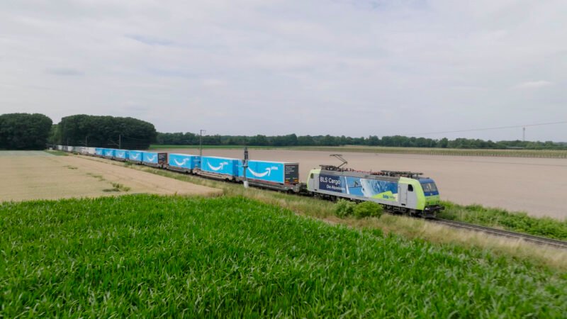 Amazon se alătură campaniei CT4EU și accelerează trecerea transportului european la rute feroviare și maritime