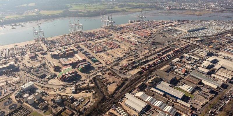 Freightliner Southampton stabilește un nou record săptămânal, depășind pragul de 5.000 de containere manipulate