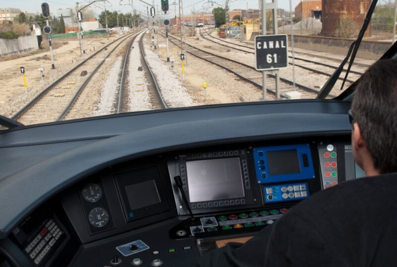 Renfe lansează prima ofertă publică de angajare din 2026 pentru 550 de posturi de mecanic de locomotivă