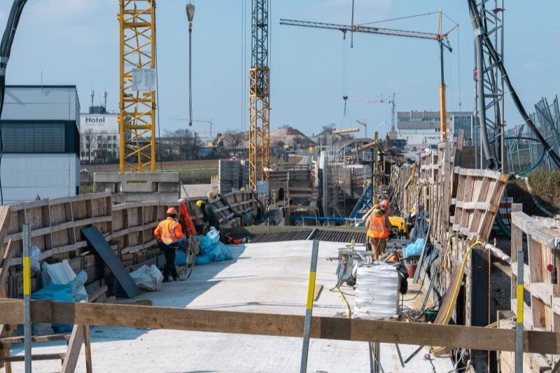 Lucrările la noua legătură S‑Bahn dintre Bernhausen- Sielmingen-Neuhausen avansează vizibil pe toate tronsoanele