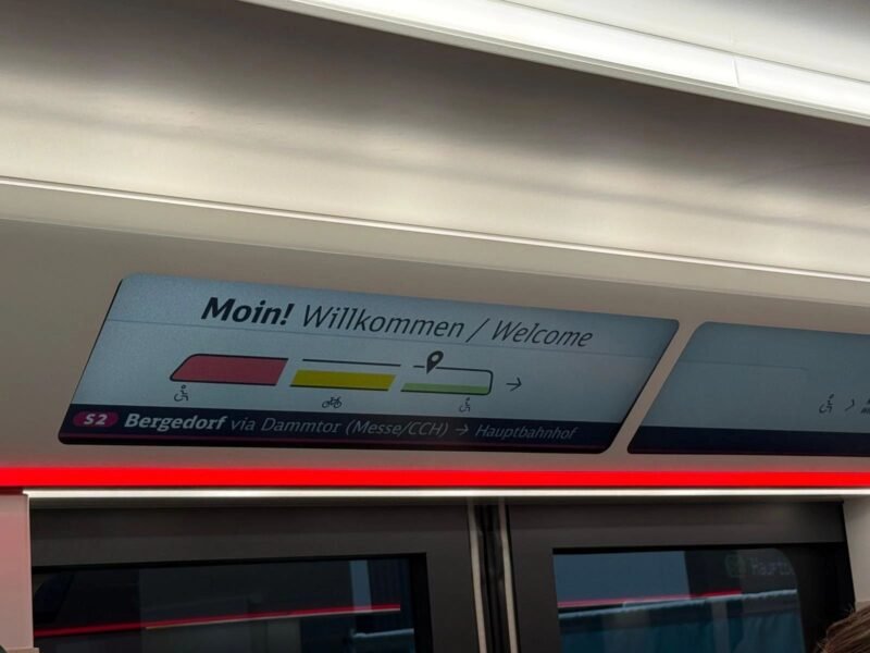 Regiunea Stuttgart analizează conceptul pentru S‑Bahn‑ul viitorului - digitalizare, flexibilitate și informare modernă pentru pasageri