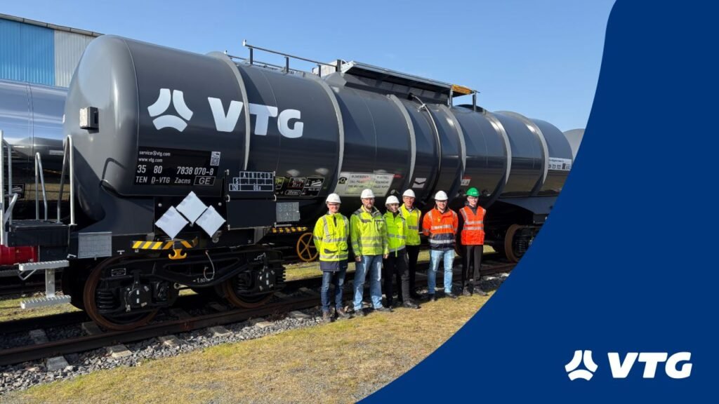 VTG finalizează recepția noilor vagoane cisternă pentru transportul clorosilanilor construite de Waggonbau Graaff