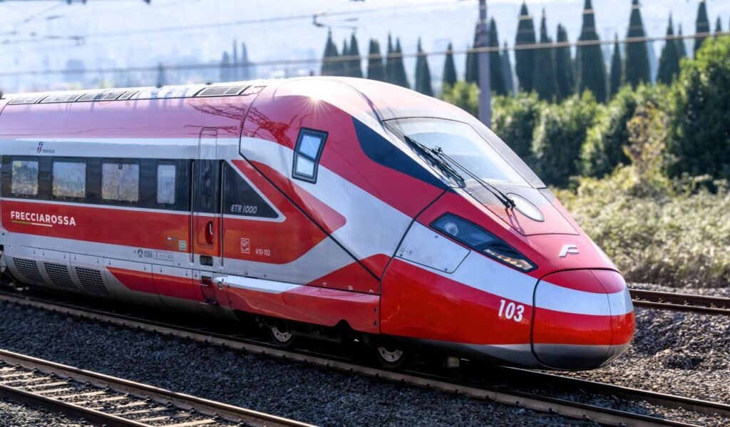 Trenitalia investește în 9 noi trenuri Frecciarossa de ultimă generație pentru modernizarea flotei de mare viteză