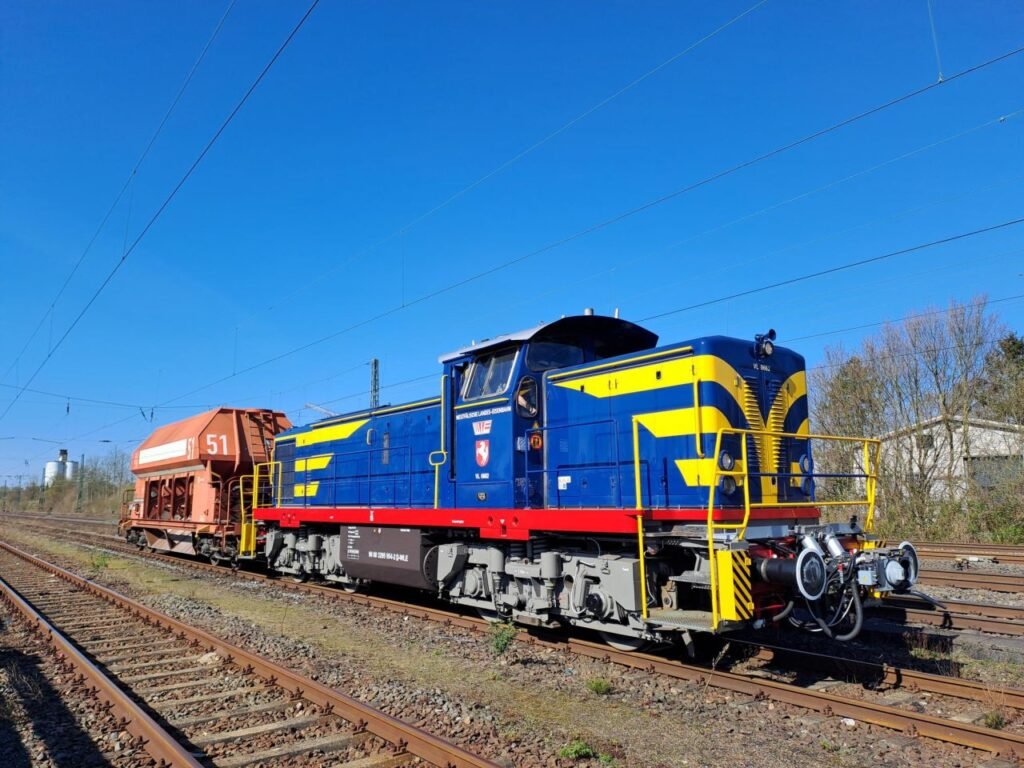 Primul test comercial cu un cuplaj automat digital hibrid marchează un pas decisiv pentru digitalizarea trenurilor de marfă din Germania