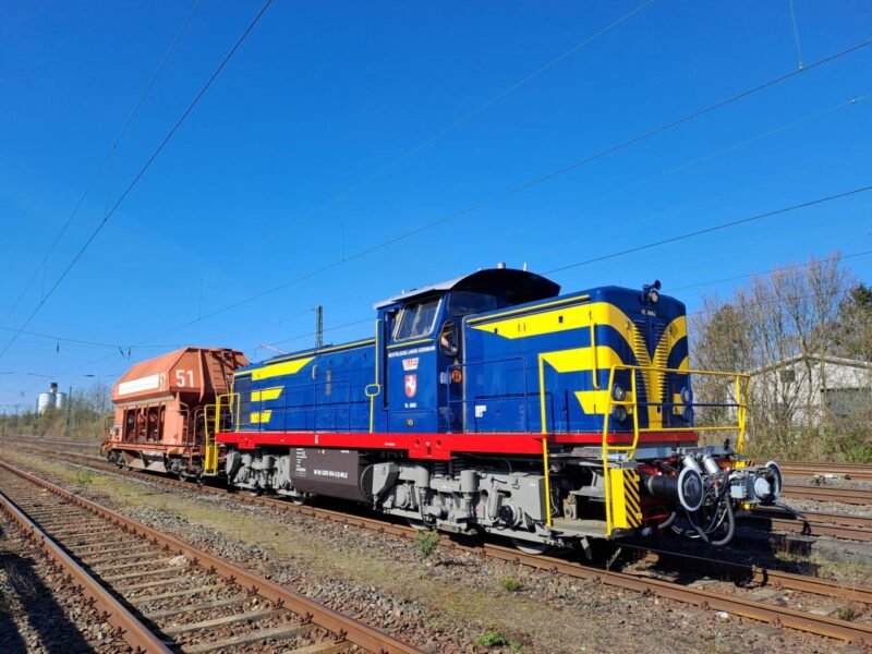 Primul test comercial cu un cuplaj automat digital hibrid marchează un pas decisiv pentru digitalizarea trenurilor de marfă din Germania