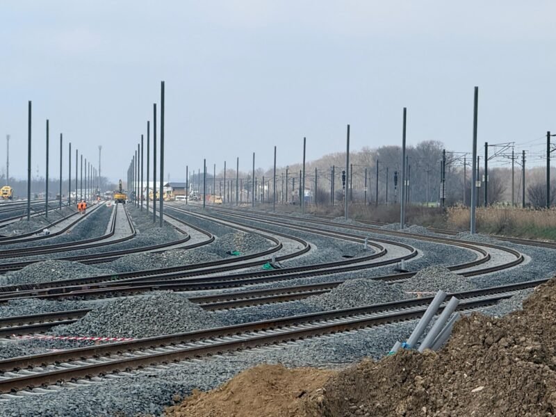 Bawi Construction susține decarbonizarea prin electrificarea și modernizarea infrastructurii feroviare din România