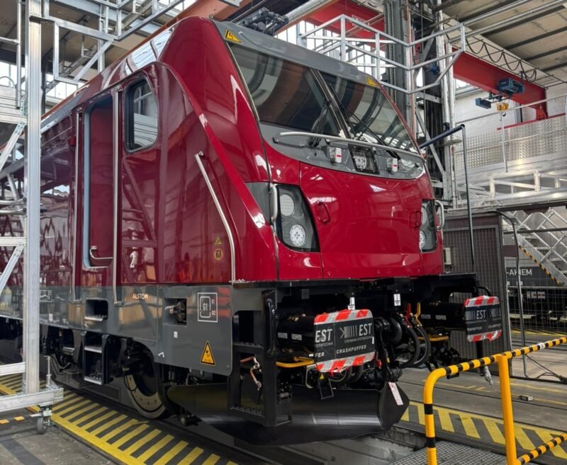 ARF finalizează testul de recepție în fabrică pentru prima locomotivă electrică TRAXX MS3 produsă de Alstom pentru România