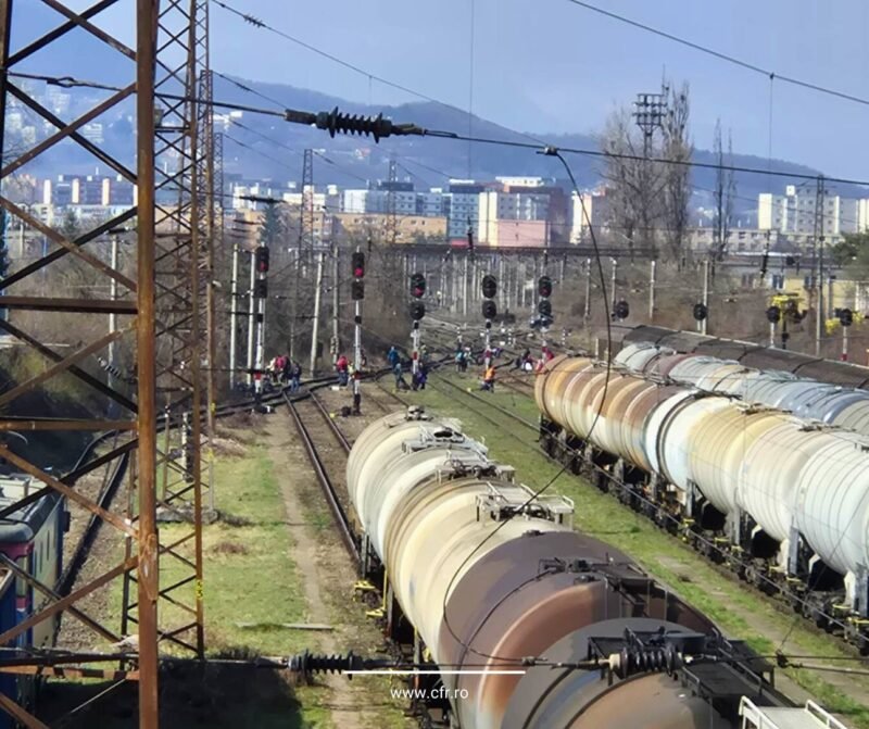 CFR Brașov colectează 13 tone de deșeuri într‑o singură zi în campania „Calea ferată fără gunoaie”
