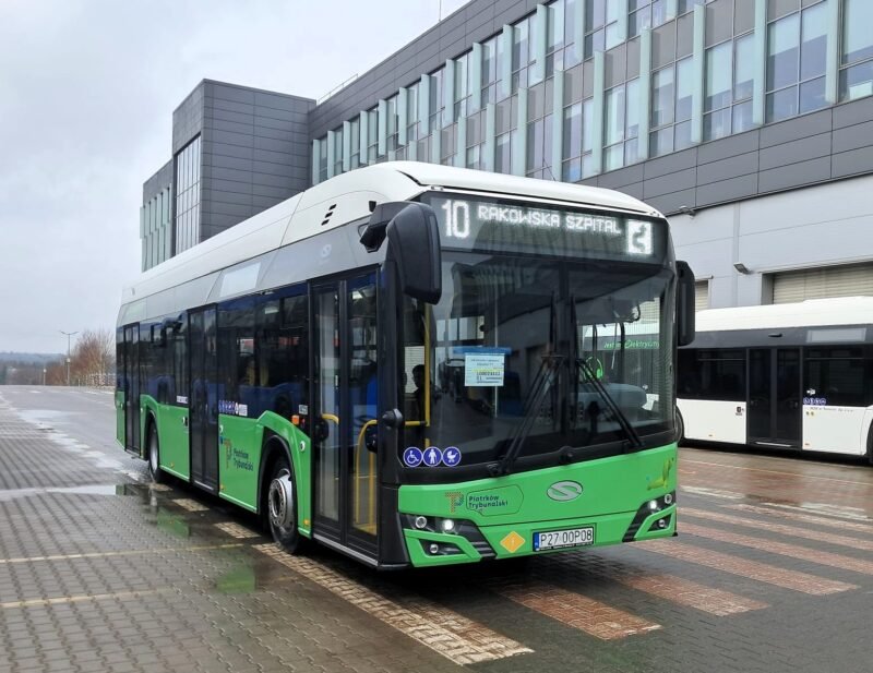 Piotrków Trybunalski introduce 11 autobuze electrice Solaris Urbino 12 Electric MD