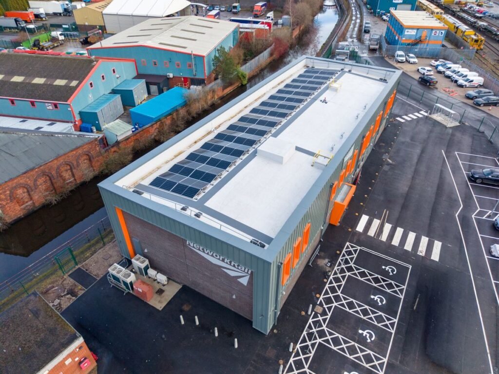 Manchester inaugurează un nou depou feroviar de 10 milioane de lire pentru întreținerea rețelei regionale