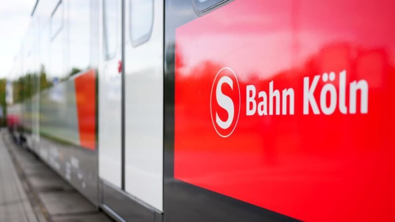 DB InfraGO începe modernizarea digitală a liniei Köln–Mülheim cu un nou sistem electronic și investiții de 85 milioane euro