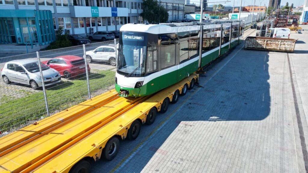 A cincea garnitură Alstom Flexity a ajuns la Graz. 31 de tramvaie noi vor moderniza flota din Graz până anul viitor