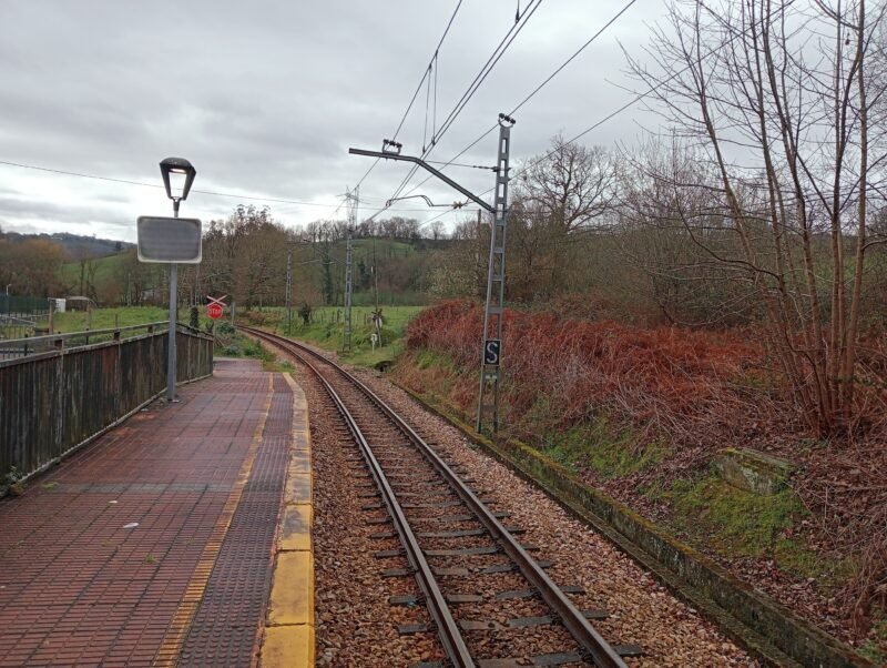 Adif investește peste 5 milioane de euro în modernizarea căii ferate pe tronsonul Infiesto–Arriondas