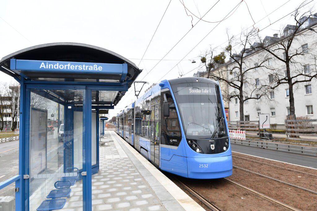 Un nou tronson de tramvai a fost deschis pe 28 februarie la Munchen aducând o legătură rapidă între Pasing și Gondrellplatz