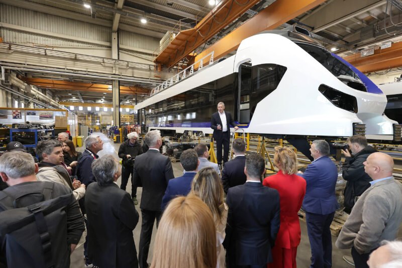 Croația finalizează producția noilor trenuri diesel-electrice pentru ruta Zagreb–Split. Primul va fi livrat în iulie 2026