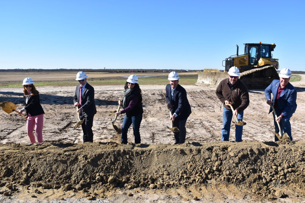 BNSF începe construcția noului hub feroviar de 944 de acri Logistics Center North Dallas