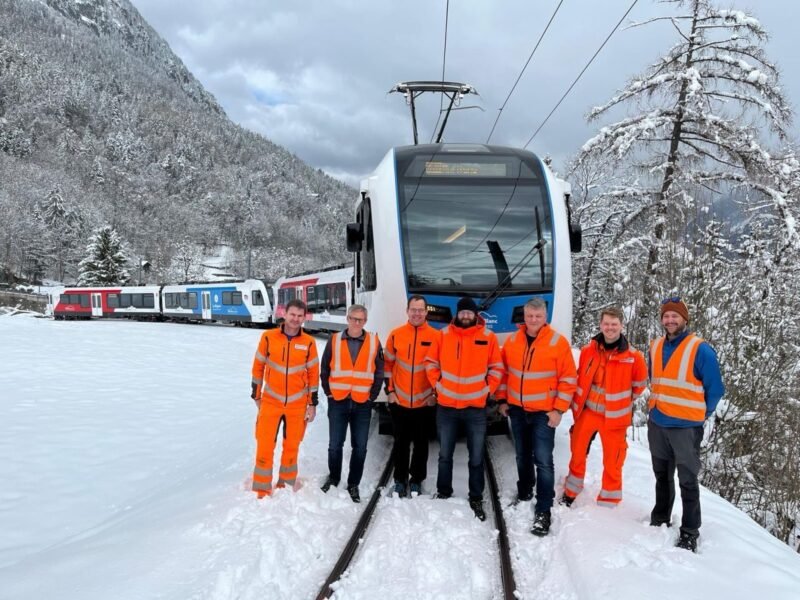 Trenurile Stadler Z890 ale TMR trec cu succes verificările de siguranță și se pregătesc pentru intrarea în serviciu comercial în această vară