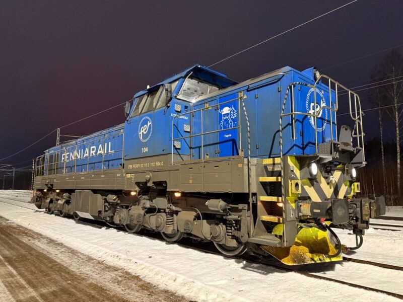 Fenniarail prezintă locomotiva Dr18 „Tapio” inspirată din mitologia finlandeză