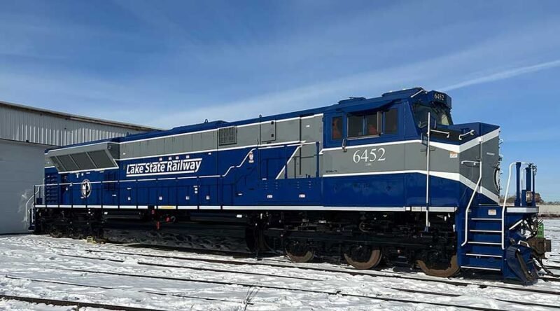 Progress Rail livrează locomotive EMD SD70ACe‑Tier 4 către Lake State Railway