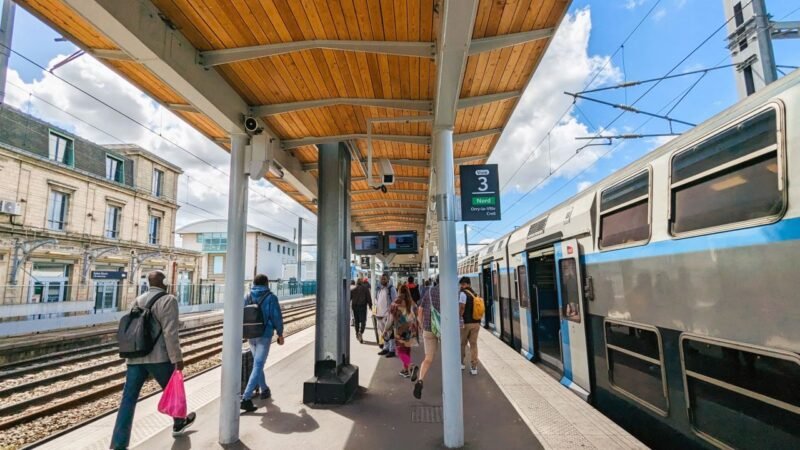 Lucrări majore în transportul din Île‑de‑France în vara 2026 pentru modernizarea rețelei și pregătirea noilor trenuri și linii de metrou