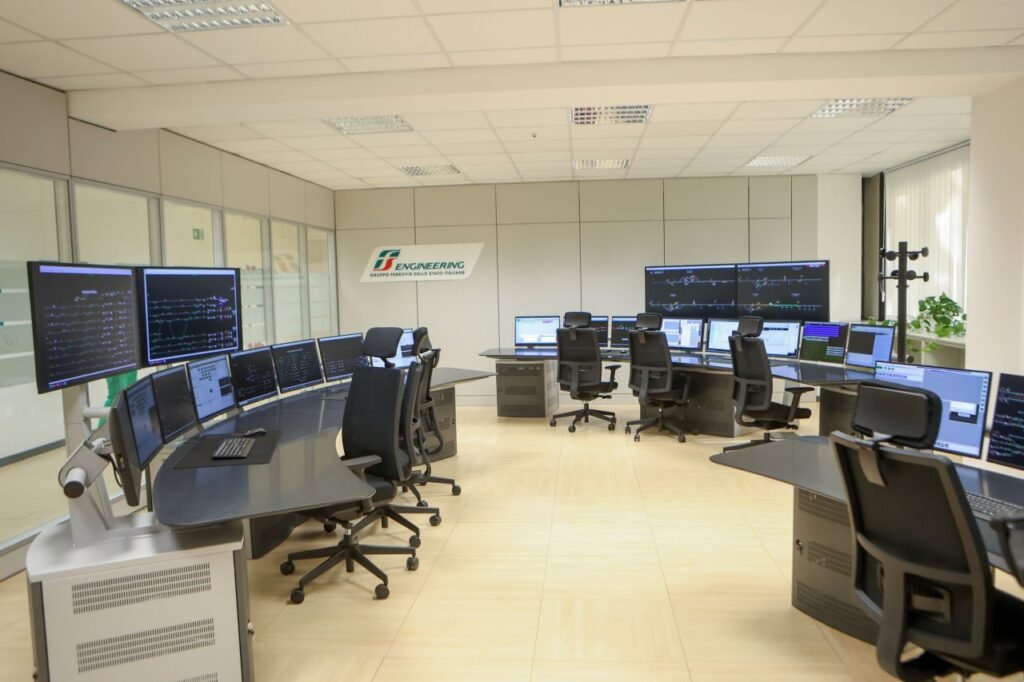 FS Engineering inaugurează la Genova prima sală digitală de simulare și coordonare pentru siguranța rețelei feroviare italiene