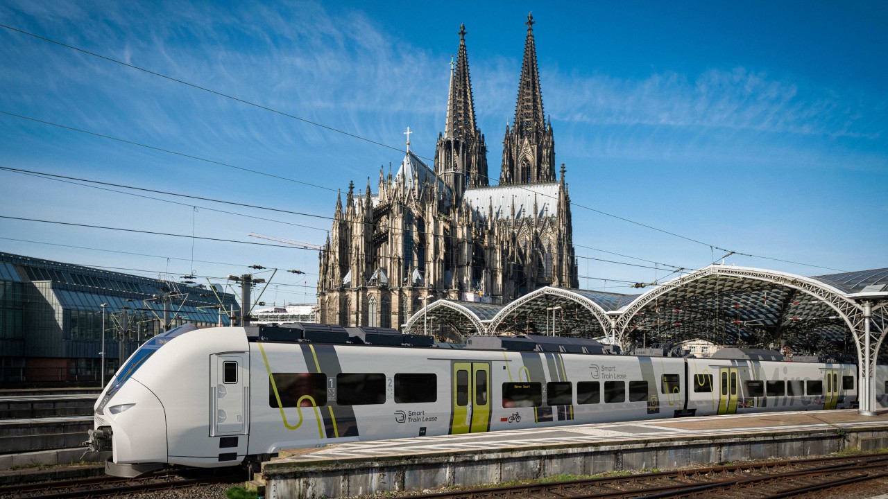 HLB testează trenuri pe baterii pe Ländchesbahn în timp ce Smart Train Lease accelerează simulările de rute cu noul Smart Quick Sim