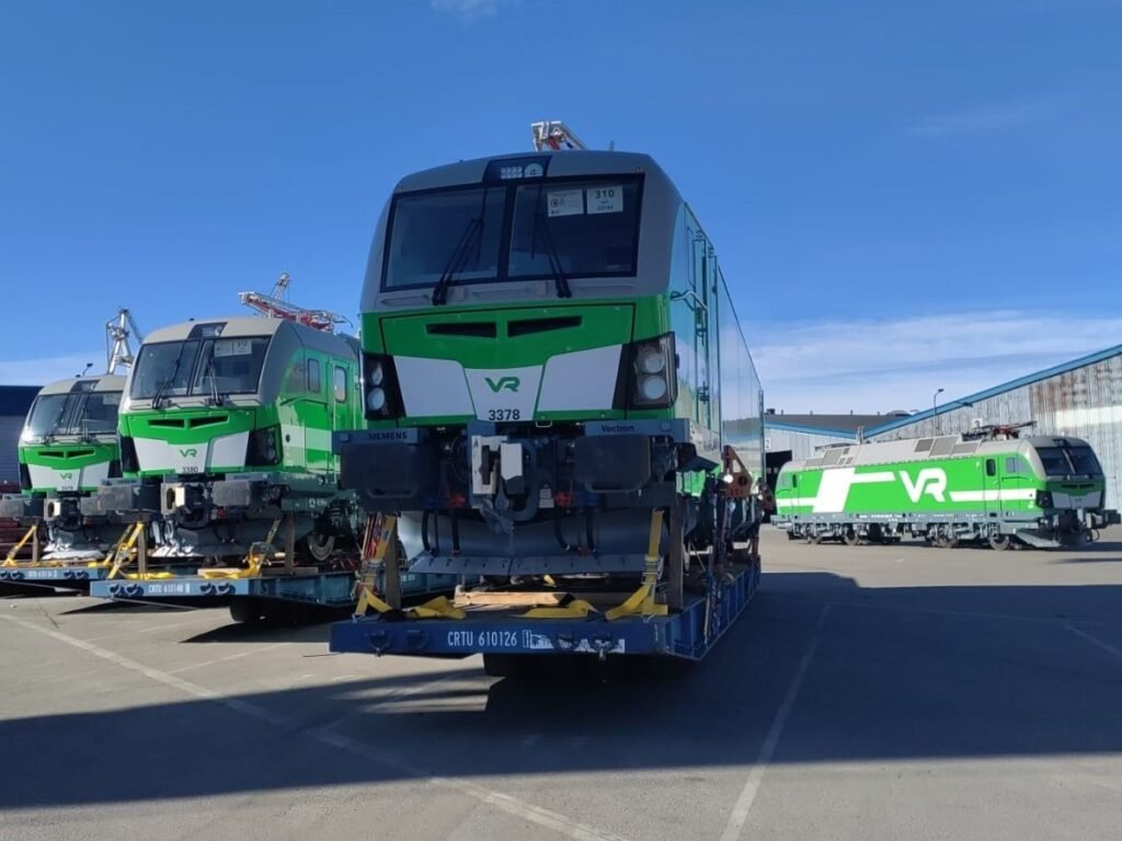 VR introduce în exploatare a 80a locomotivă Vectron completând livrările după nouă ani