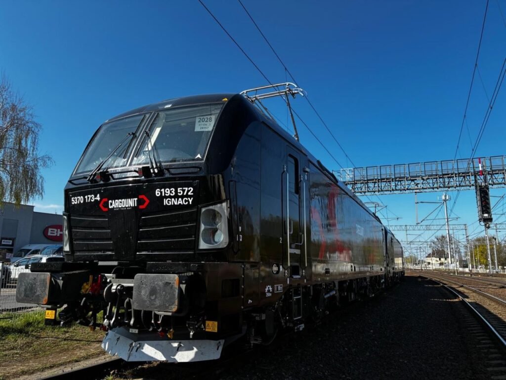 CARGOUNIT primește a 50‑a locomotivă Vectron MS de la Siemens Mobility și își extinde flota internațională
