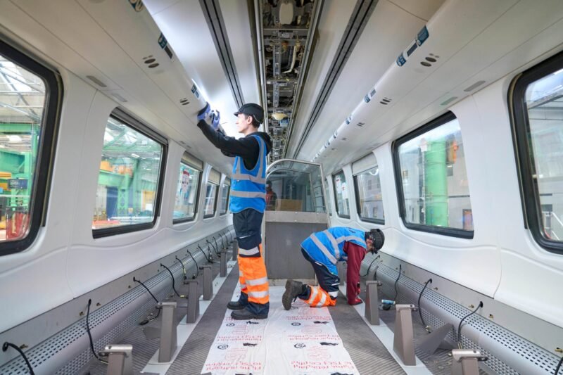 Alstom lansează în Marea Britanie programul ASPIRE pentru a sprijini integrarea profesională a tinerilor cu dizabilități de învățare