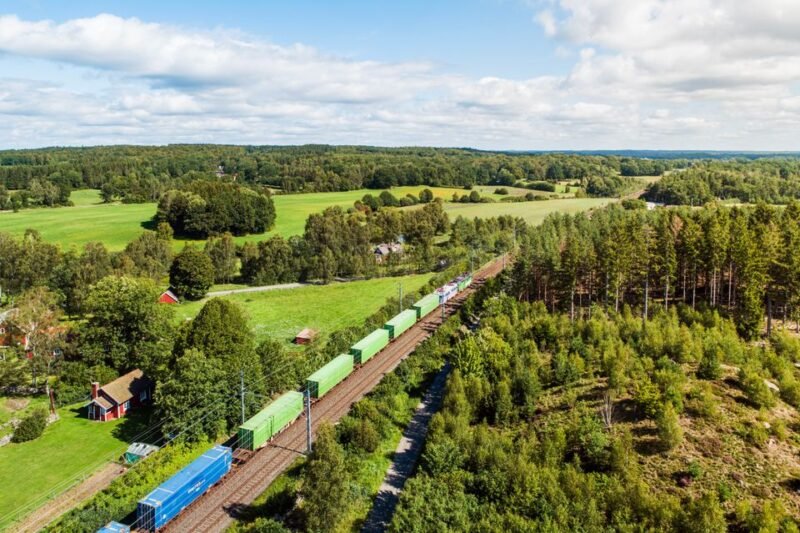 Green Cargo evidențiază rolul transportului feroviar în reducerea emisiilor și în asigurarea unei logistici sustenabile în Suedia
