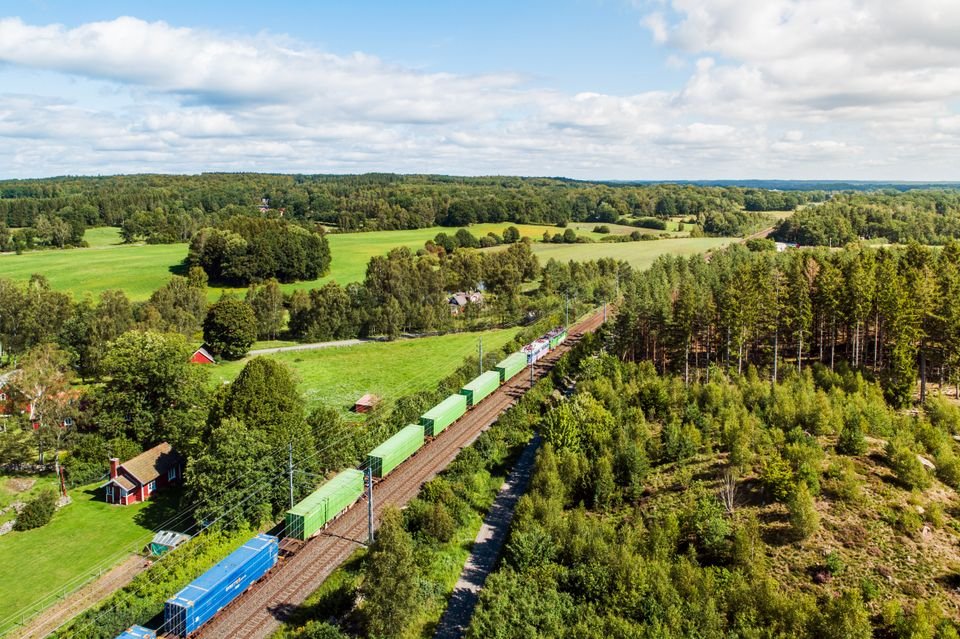 Green Cargo evidențiază rolul transportului feroviar în reducerea emisiilor și în asigurarea unei logistici sustenabile în Suedia