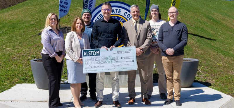 Alstom finanțează burse pentru studenții ingineri ai Alfred State College - partener tradițional al fabricii din Hornell