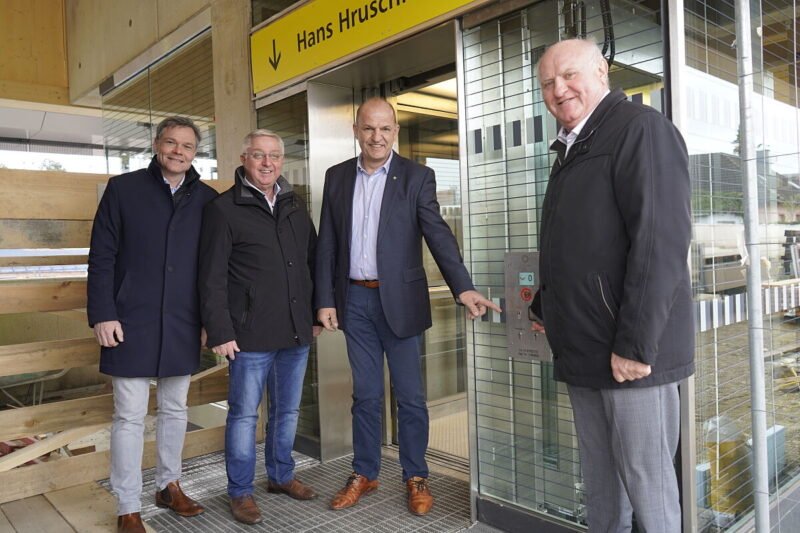 ÖBB deschide pasajul pietonal din gara Himberg și avansează lucrările pentru modernizarea completă a stației