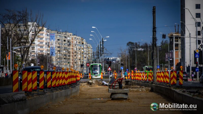 Proiectul Prelungirea Ghencea - Pasaj Domnești începe să avanseze cu lucrări pe toate tronsoanele. Prima parte a liniei de tramvai începe să prindă contur