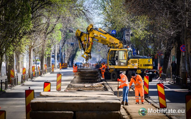 Lot 13 modernizare linii tramvai - Swietelsky a început demontarea vechilor dale și linii pe Bulevardul Ferdinand