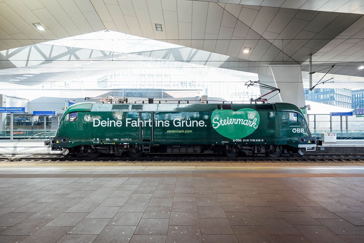 ÖBB lansează noua locomotivă „Steiermark”, ambasadoare pe șine a „Inimii Verzi a Austriei”