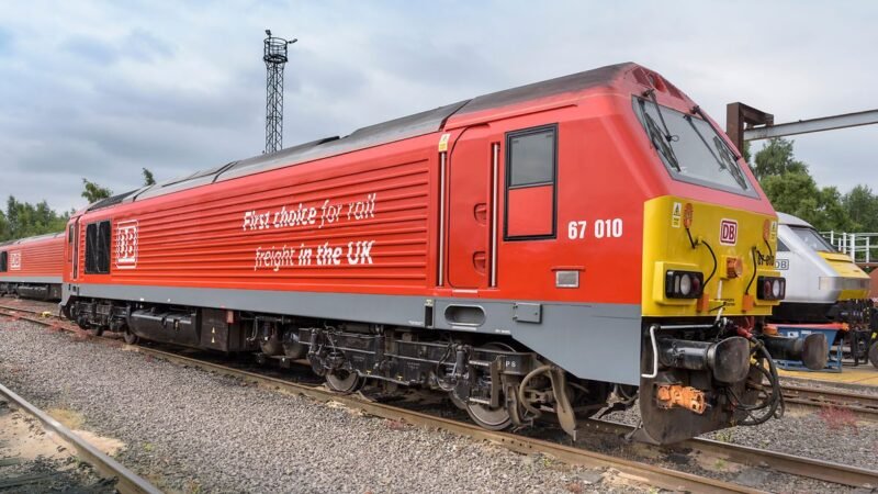 DB Cargo UK primește premiul Golden Whistle pentru performanță operațională în transportul feroviar de marfă