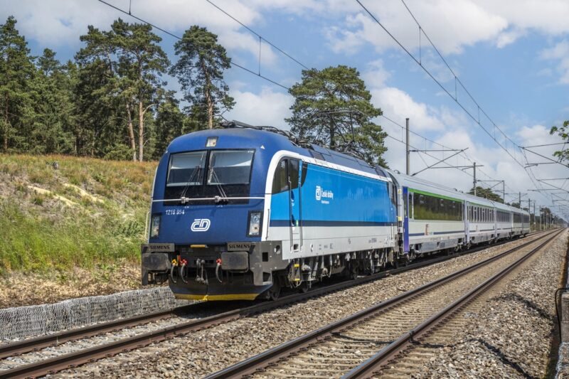 České dráhy scot la vânzare locomotivele multisistem 1216 și 380 după peste un deceniu de exploatare internațională