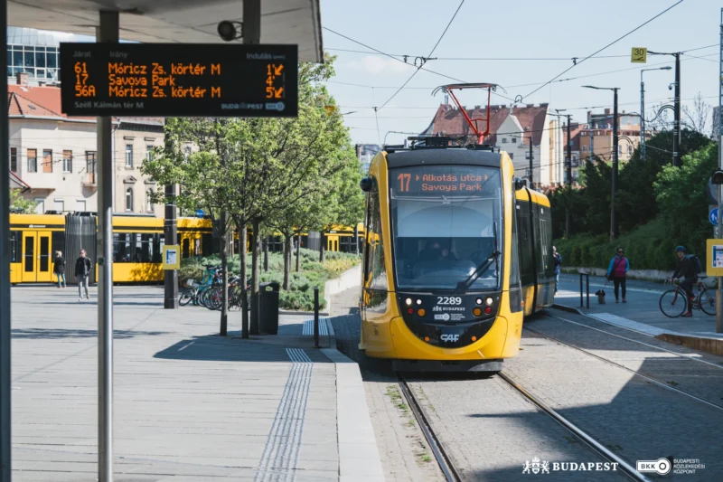 Budapesta pune în circulație al 33‑lea tramvai CAF în timp ce următorul este deja pregătit pentru exploatare