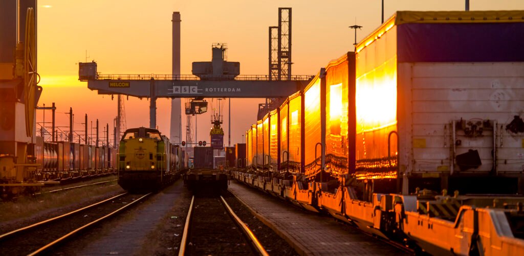 Rail Service Center Rotterdam reduce emisiile cu 37% în 2025 și elimină aproape complet amprenta energetică prin trecerea la energie eoliană