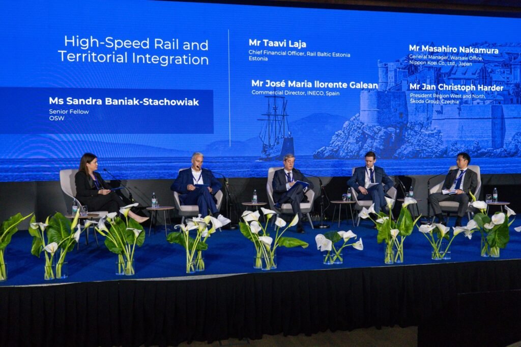 Rail Baltic Estonia subliniază la Summitul Inițiativei celor Trei Mări necesitatea finanțării sustenabile pentru proiectele strategice europene