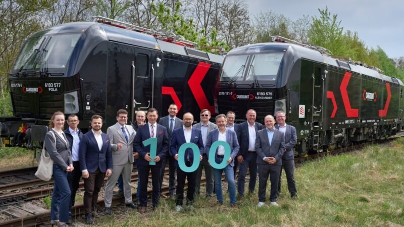 A 100‑a locomotivă Vectron pentru operatorii polonezi intră în flota CARGOUNIT marcând un moment simbolic pentru piața feroviară din Polonia