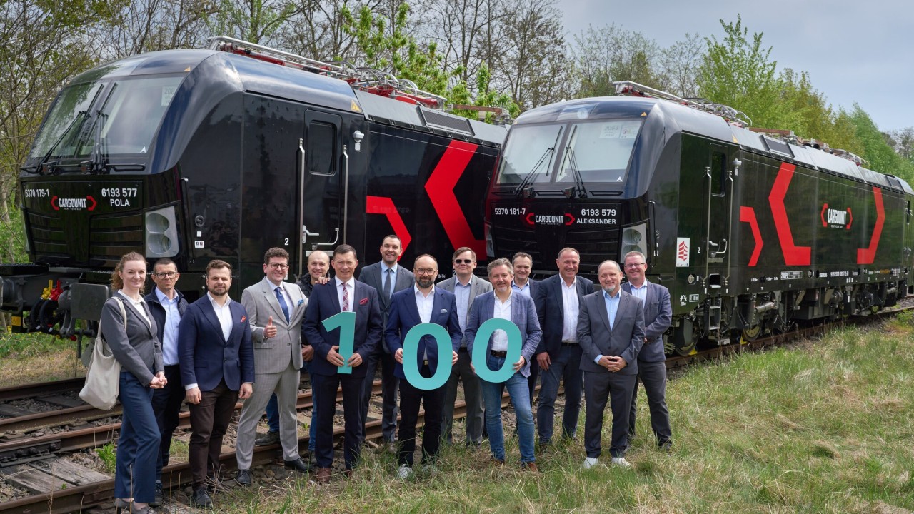 A 100‑a locomotivă Vectron pentru operatorii polonezi intră în flota CARGOUNIT marcând un moment simbolic pentru piața feroviară din Polonia