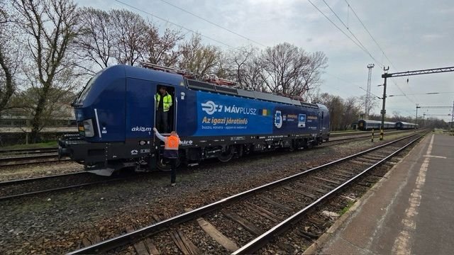 AŽD finalizează testele dinamice ETCS Nivel 1 la gara Szeged cu o locomotivă Vectron MÁV