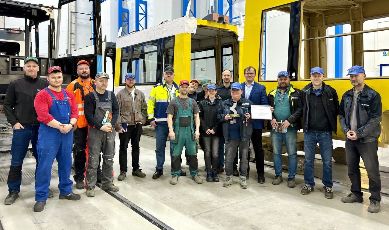 Alstom Česká Lípa obține locul 2 în competiția Operational Excellence Award cu o soluție inovatoare pentru îmbunătățirea vopsirii caroseriei