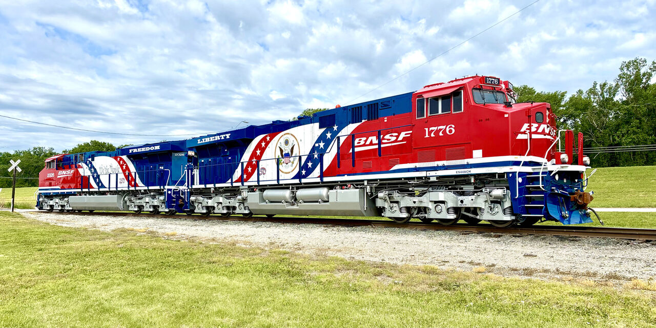 BNSF prezintă trei locomotive comemorative dedicate aniversării a 250 de ani ai Statelor Unite