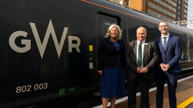 GWR introduce primul serviciu feroviar direct între Bristol și Oxford simplificând călătoriile și consolidând conexiunile regionale