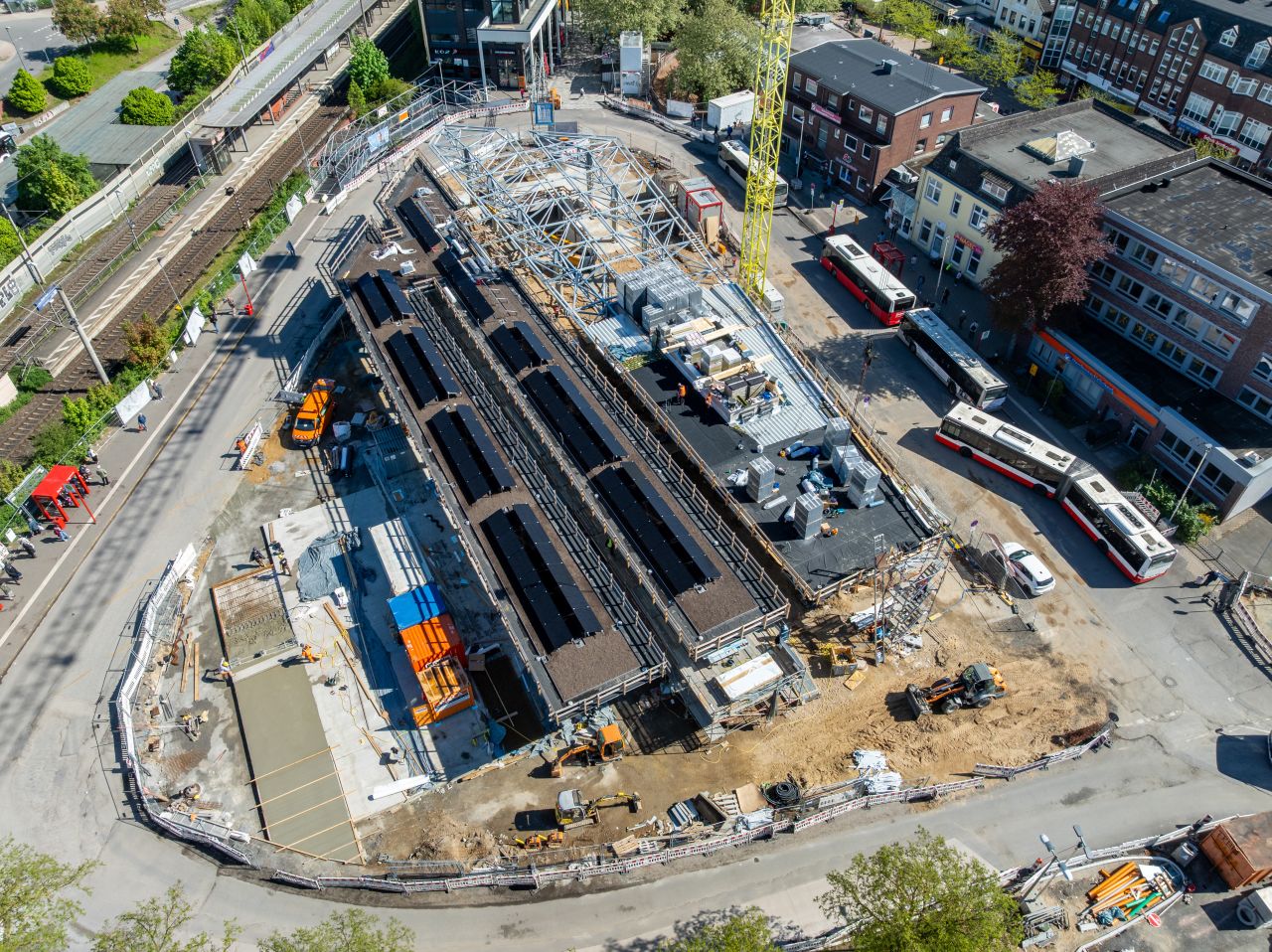 Hamburger Hochbahn finalizează structura metalică a noii autobaze Rahlstedt - proiect ce va deveni un nod modern de mobilitate în estul orașului