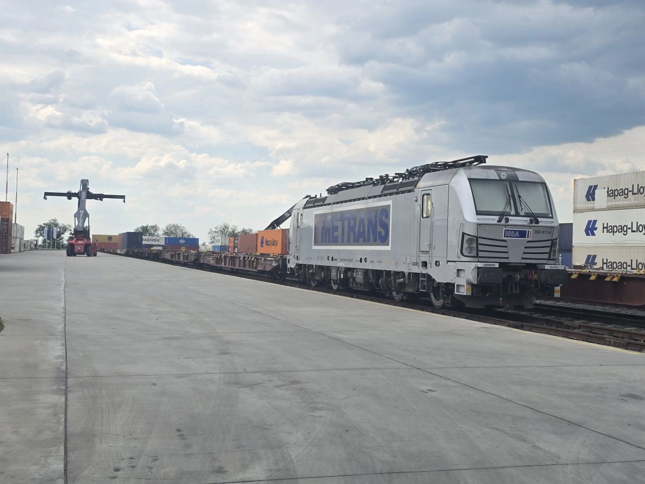AFLUENT Terminal Arad și FLORA ARNO marchează 5, respectiv 25 de ani de activitate, un model de succes intermodal construit pe valori familiale și parteneriate solide