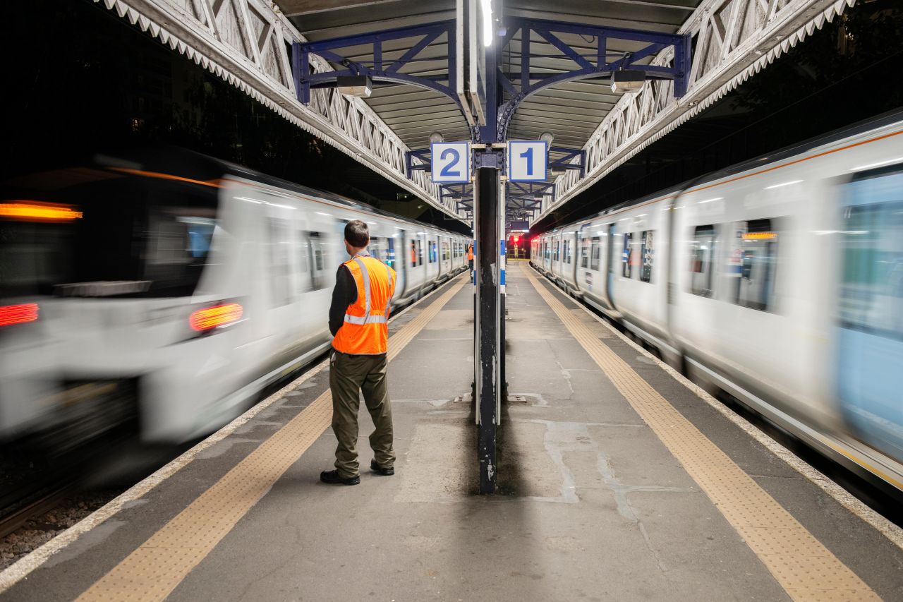 Northern City Line marchează un an de operare exclusiv cu ETCS fiind prima linie suburbană „fără semnale” din Marea Britanie